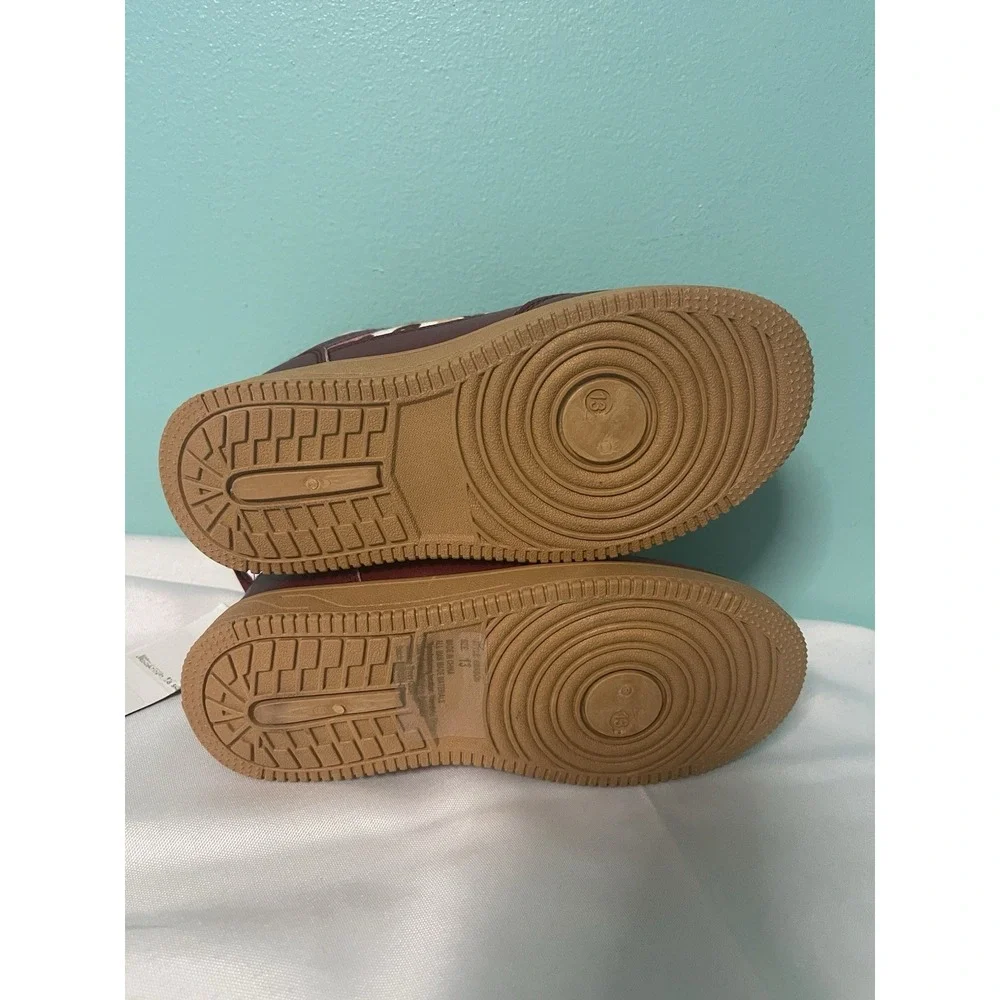 Burgandy Camo Print High Top Kids‎ Size 13